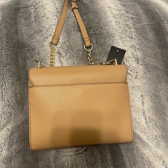 Sibbell Snake Farm - Picture 2 of 3